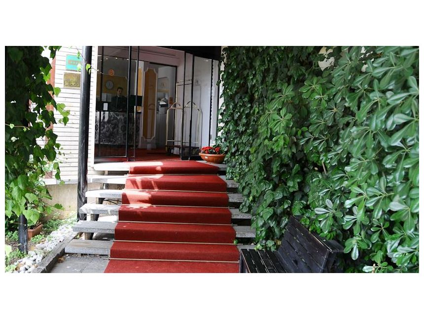 იჩქარეთ მილანი ევრო