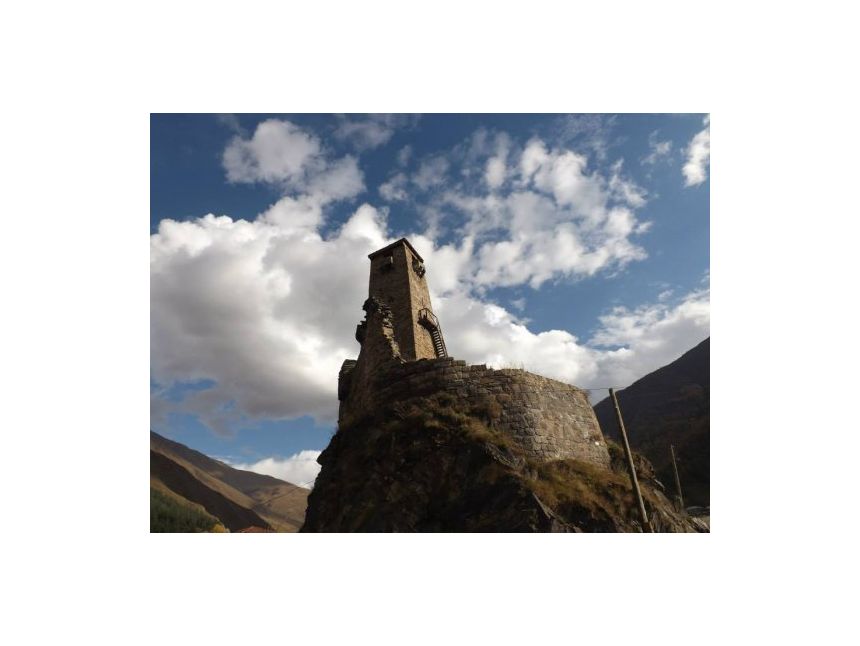 ნოემბერი გერგეთის სამება დარჩა ადგილი