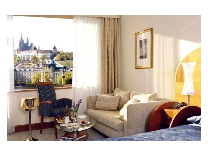 გაატარეთ ახალი წელი პრაღაში, ევროპის ცენტრი