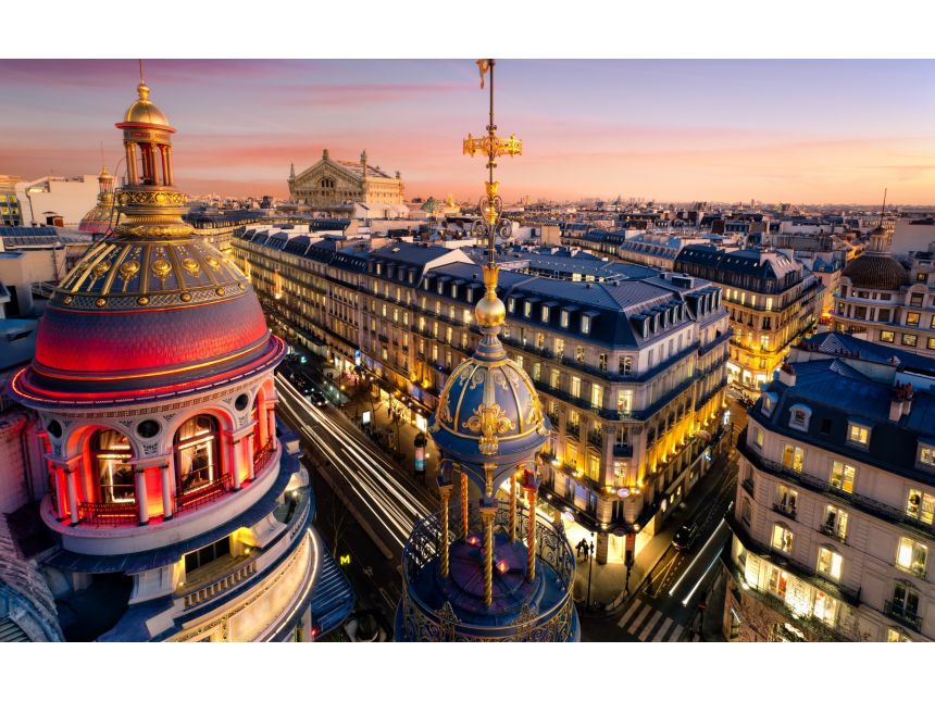 გაატარეთ სიყვარულის დღე სიყვარულის ქალაქში, პარიზი!