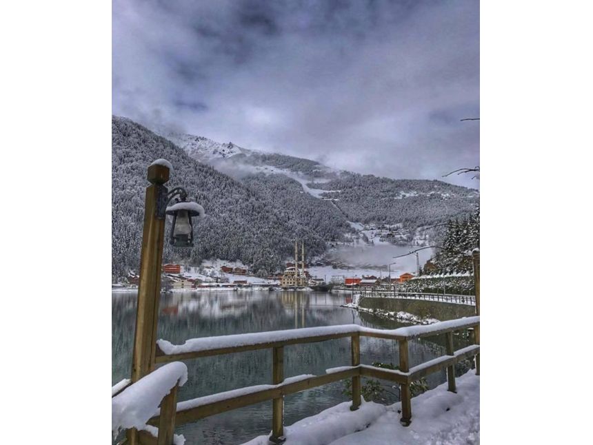 გაატარე ზღაპრული ახალი წელი უზუნგოლის ტბაზე ( -  - იანვარი)