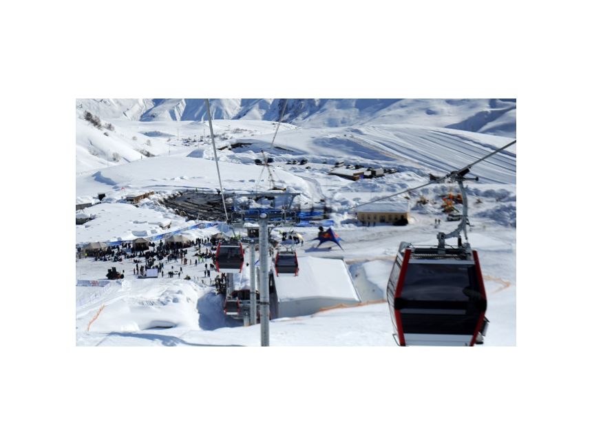 ერთი დღე გუდაურსა და ბარიანში