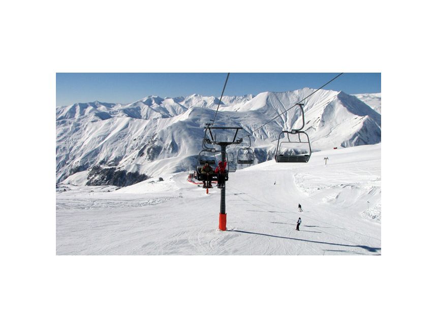 ერთი დღე ბაურიანში