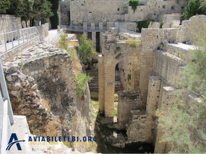 გთავაზობთ მოგზაურობას წმინდა მიწაზე