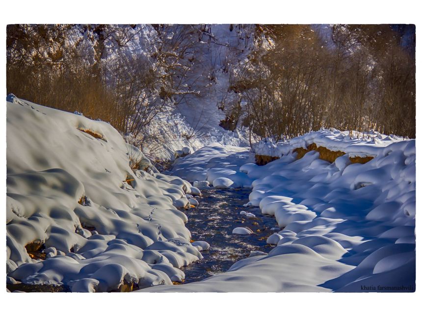 დეკემბერს  დღიანი ტური ხადას ხეობაში
