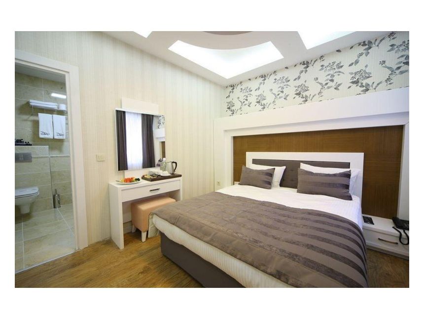 საახალწლო ტური სტამბულში + ვახშამი ბოსფორის სრუტეზე.