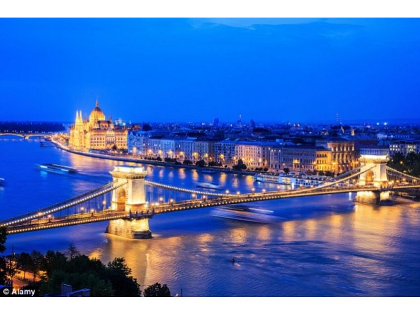 აქცია ბუდაპეშტი ევრო იჩქარეთ