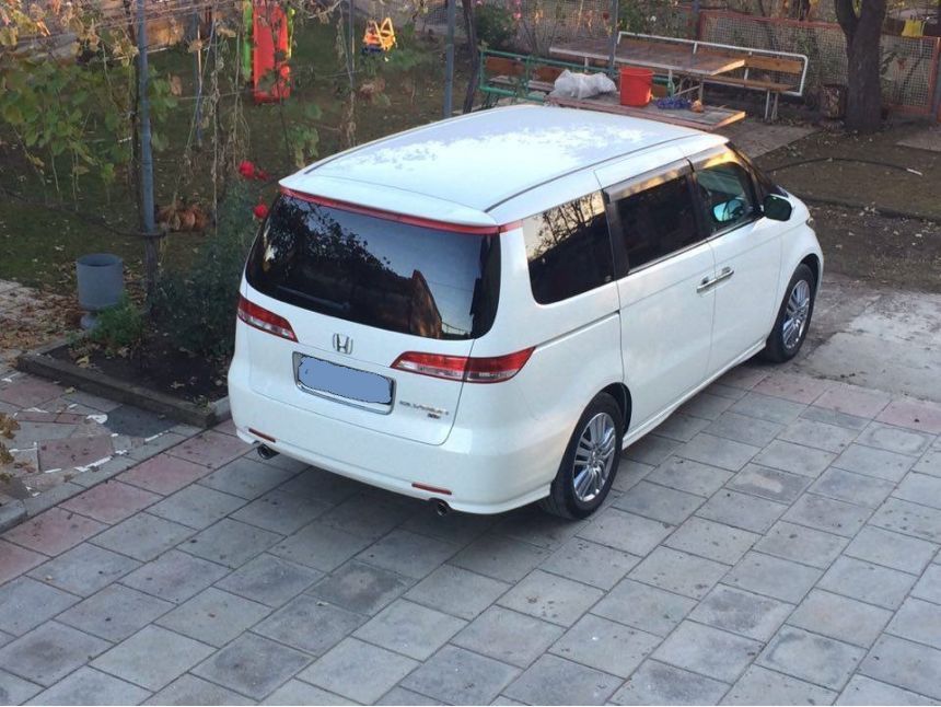 მინივენით მომსახურება საქართველოს ნებისმიერი მიმართულებით