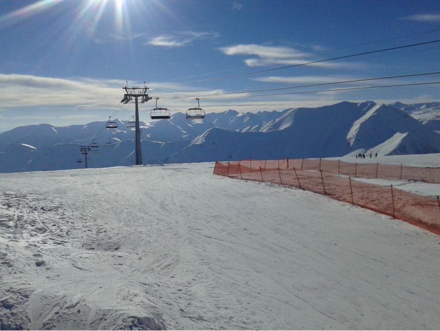 მოგზაურობა საქართველოს ყველა კუთხეში ყველგანმავალი მინივენებით X