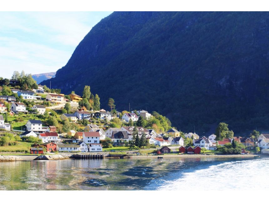 კრუიზი რომიდან ამსტერდამამდე, დასავლეთ ხმელთაშუა ზღვა  ღამე &  ქვეყანა