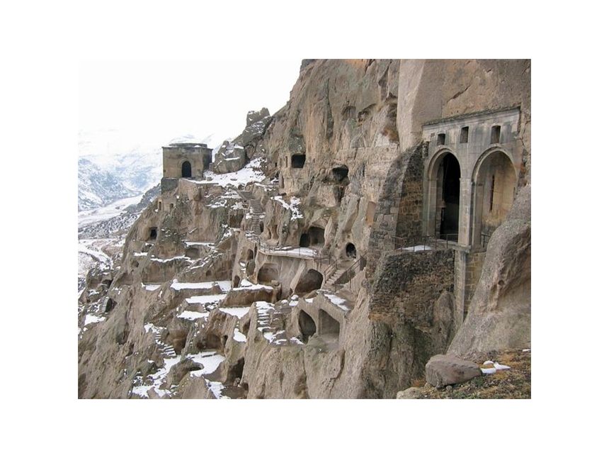 ვარძია, ხერთვისის ციხე, რაბათის ციხე,საფარა,ზარზმა,აბასთუმნის ობსერვატორია მწვანე მონასტერი, ბორჯომის პარკი