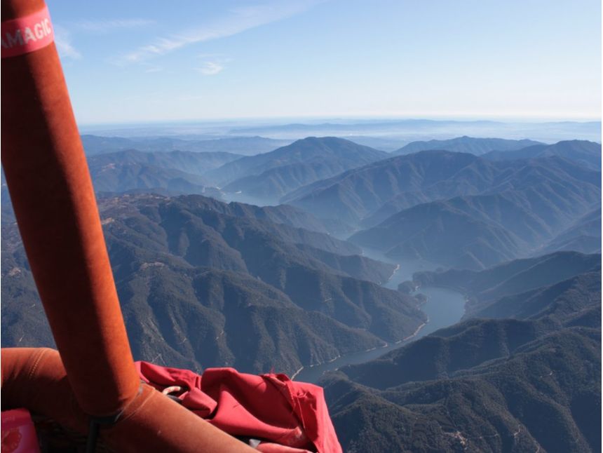 გადაუფრინეთ საჰაერო ბურთით ბარსელონას