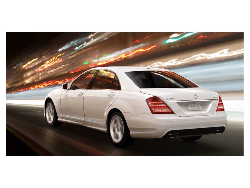 ტრანფერი Mercedes-Benz S-Class თეთრი და შავი