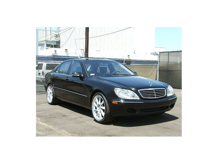 ტრანფერი Mercedes-Benz S-Class თეთრი და შავი