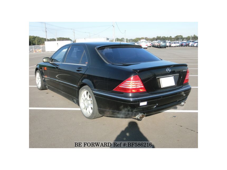 ტრანფერი Mercedes-Benz S-Class თეთრი და შავი