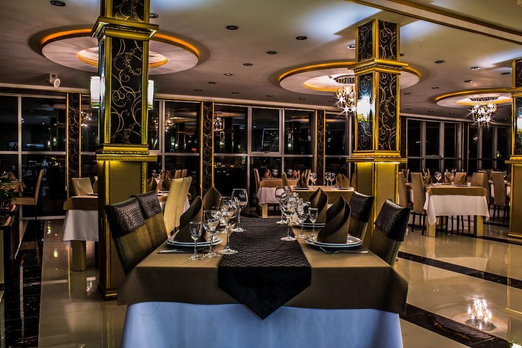 გაატარე -- აპრილი  ბაქოში Hot Travel Group-თან ერთად!