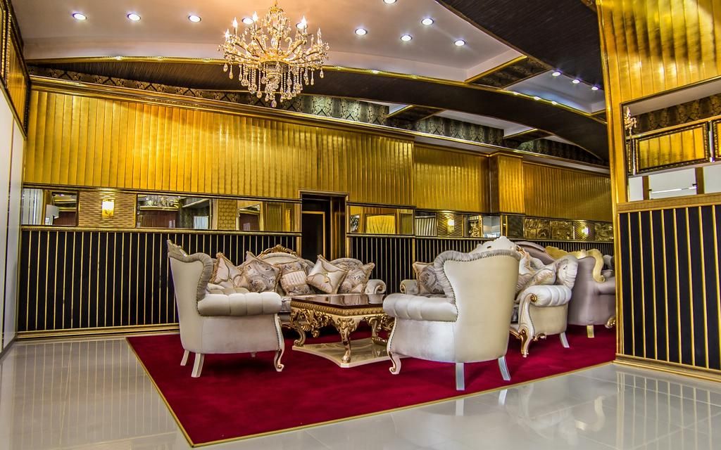 გაატარე -- აპრილი  ბაქოში Hot Travel Group-თან ერთად!