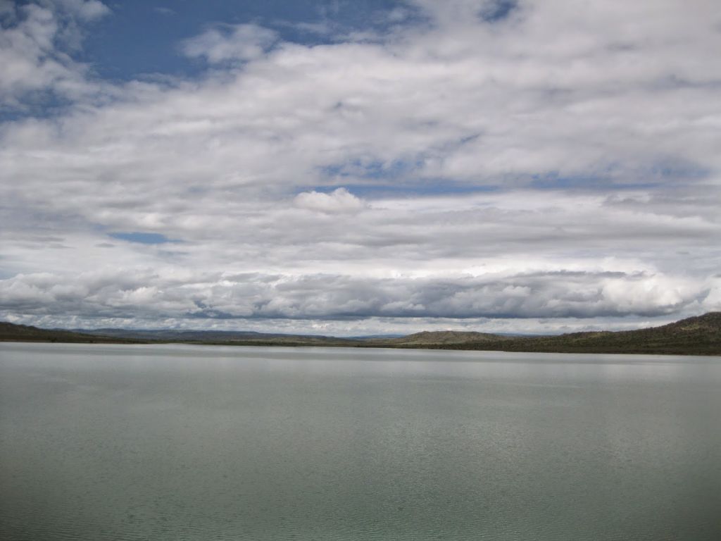 ვაშლოვანი: ტახტი თეფას და ქილა კუპრას ტალახის ვულკანები