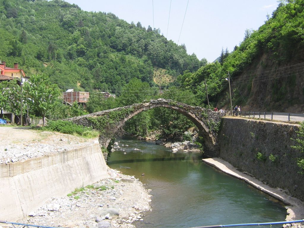 ტაო-კლარჯეთის დღიანი ტური ,, აპრილი დარჩენილია ადგილი