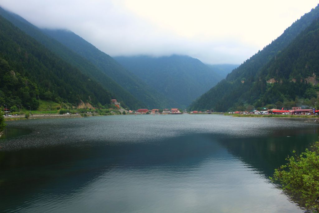 დღიანი ტური თურქეთში უზუნგოლის ტბაზე და ტრაპზონში