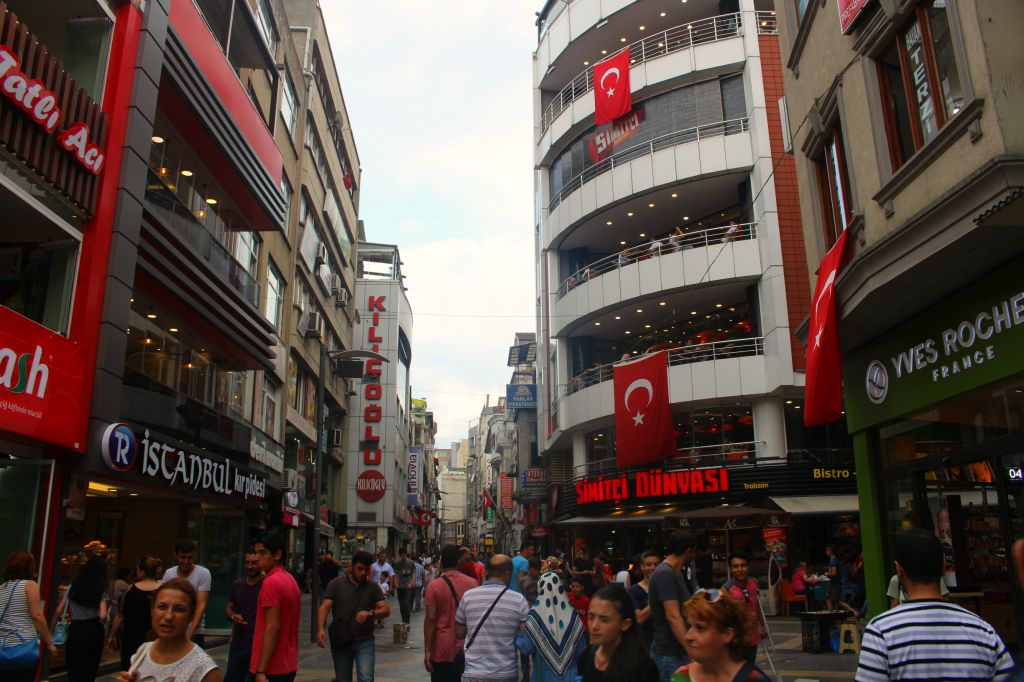 დღიანი ტური თურქეთში უზუნგოლის ტბაზე და ტრაპზონში