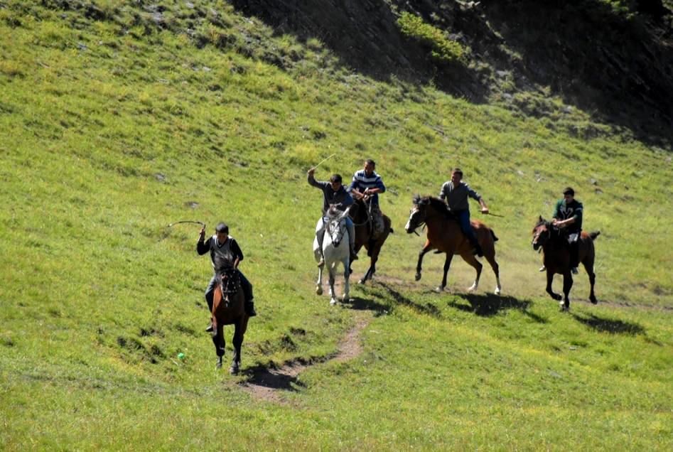 ჩაძირული ტაძრის, ლაშარის და სრული ფშავის ტური ! სულ !