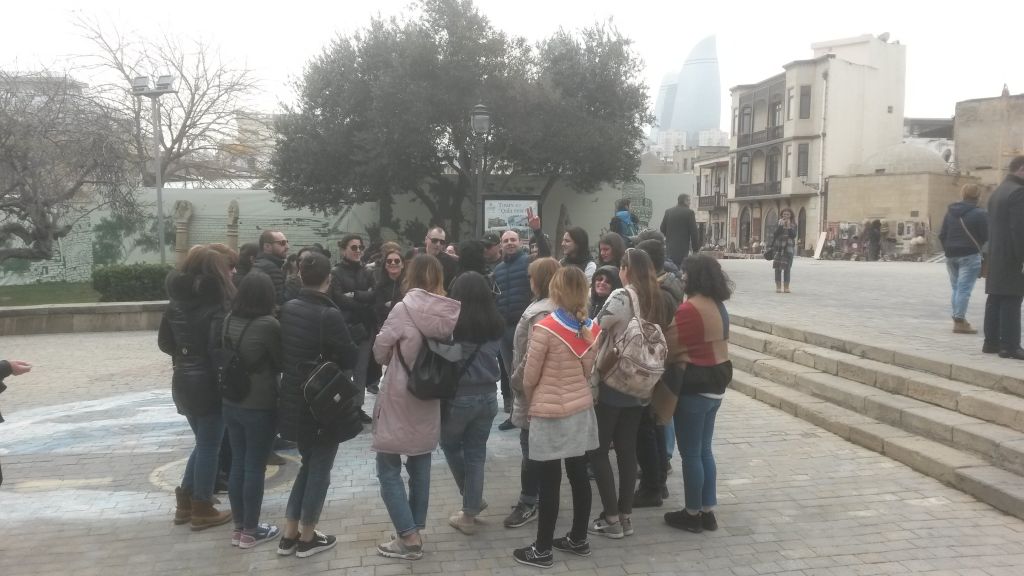 გაზაფხული ბაქოში -- მარტი!