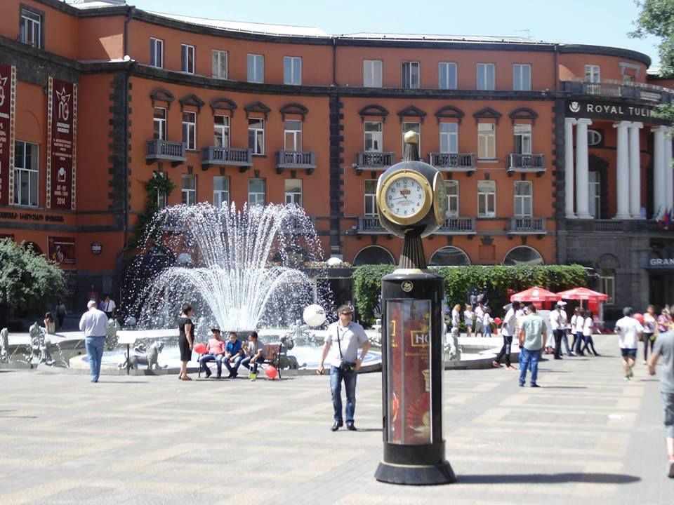 ტური ☛ სომხეთში - აპრილს