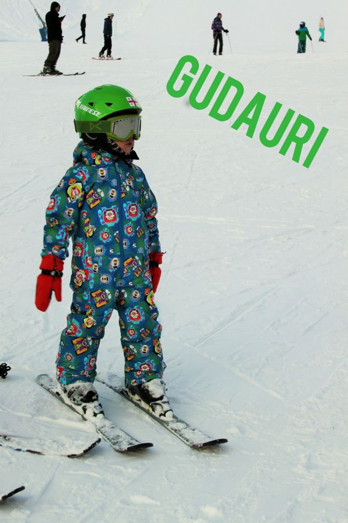 თოვლიანი გუდაური გელით.....