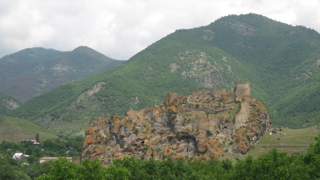 ვარძია, ხერთვისის ციხე, რაბათის ციხე,საფარა,ზარზმა,აბასთუმნის ობსერვატორია მწვანე მონასტერი, ბორჯომის პარკი