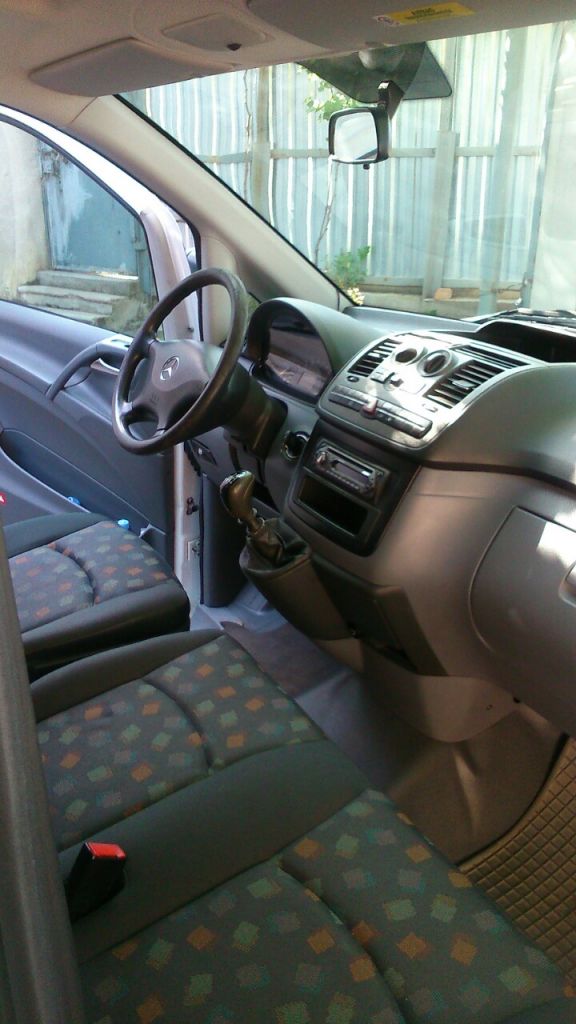 გიდი-მძღოლის მომსახურება