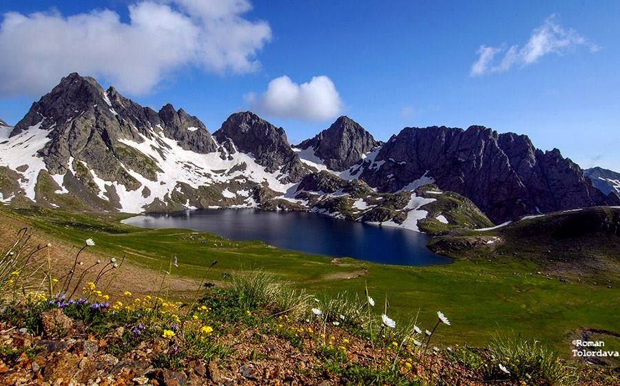 ტობავარჩხილი-ვერცხლის ტბა (- აგვისტო)
