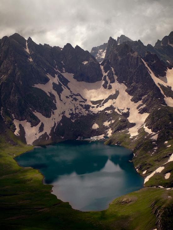 ტობავარჩხილი-ვერცხლის ტბა (- აგვისტო)