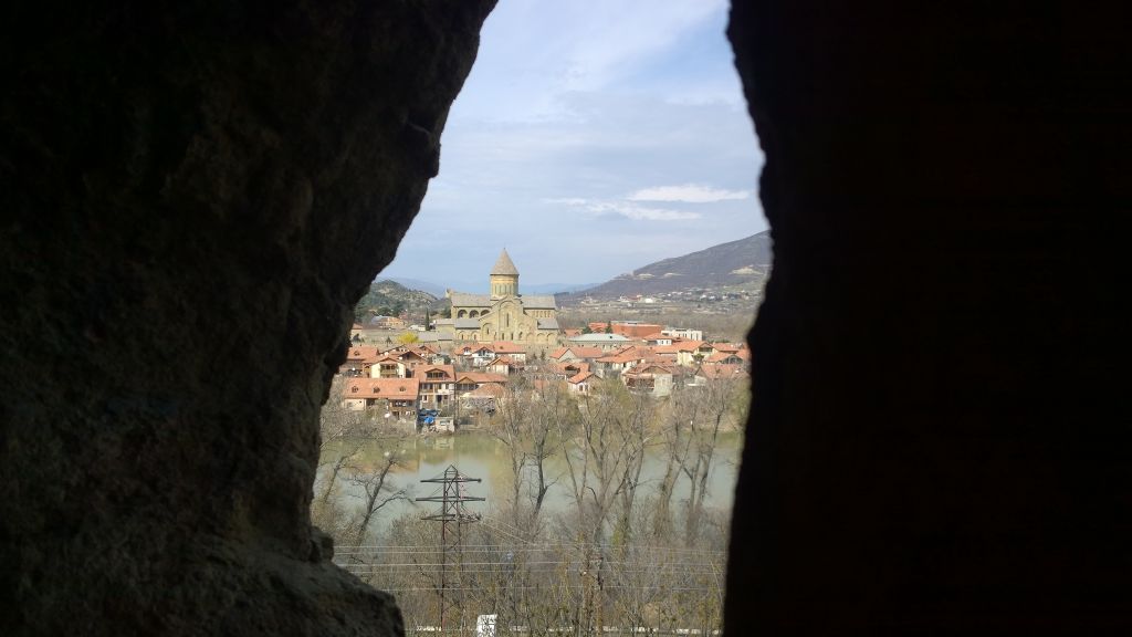 უფასოდ - არმაზის ციხე