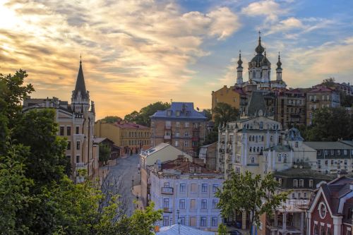 დღიანი ტური კიევსა და მის შემოგარენში