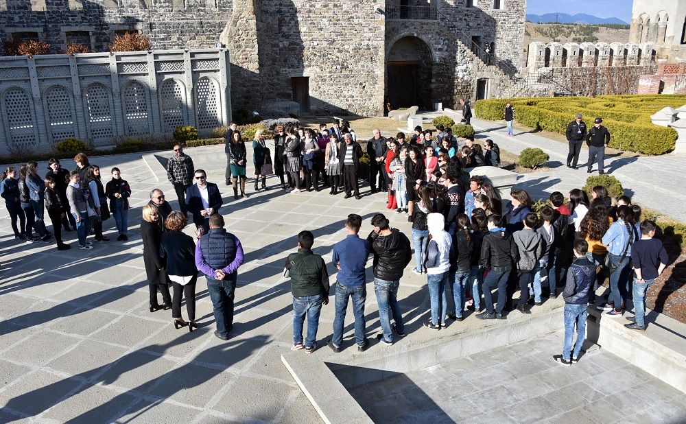 სასკოლო ექსკურსიები