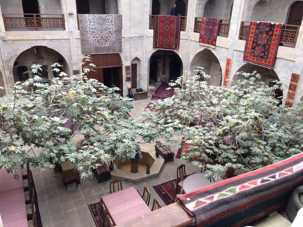 ბაქოს ტური შოფინგ ფესტივალზე % SALE!