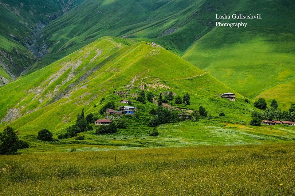 ხადას ხეობა  მაისს (Be TraveleR)