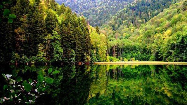 უმაგრესი ტური ბატეთის ტბაზე