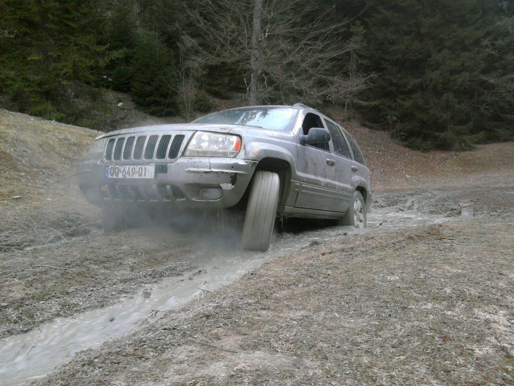 მწვანე ტურები ჯიპებით