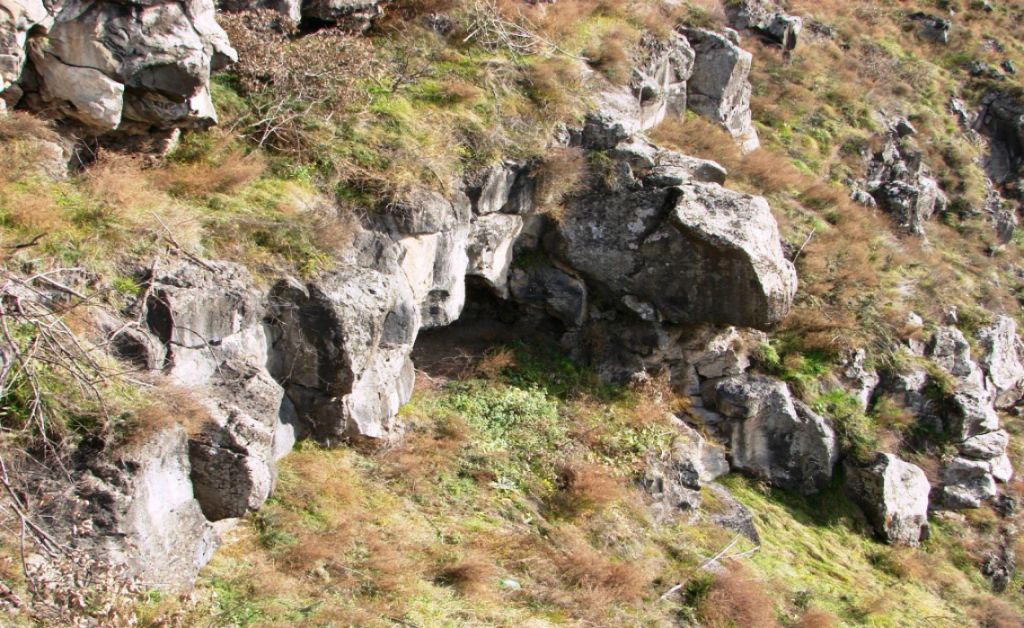 აპრილი ისტორიული სამშვილდე დარჩენილია  ადგილი