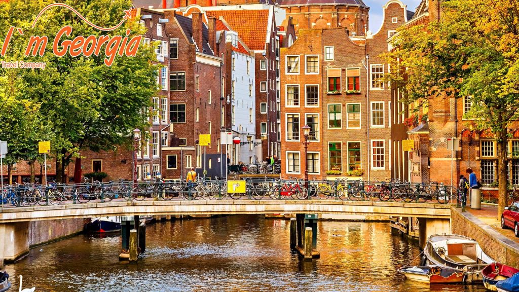 პარიზი - ამსტერდამი ივნისში