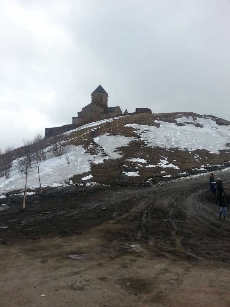 ყაზბეგი-კლდოვანი სამოთხე:,გერგეტის სამება, ანანური...