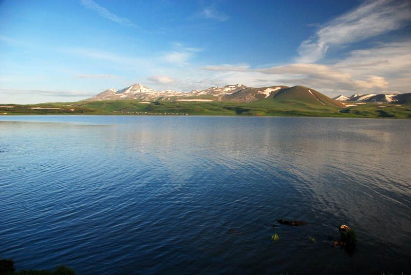 სათავგადასავლო ექსკურსიები ფარავნისა და საღამოს ტბებზე