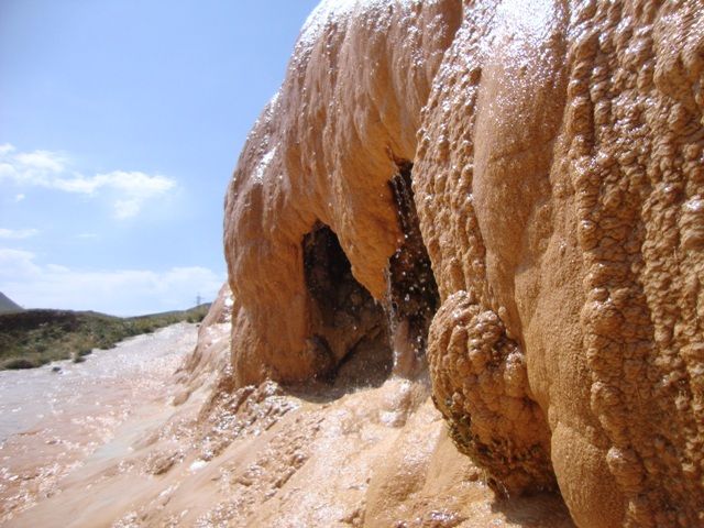 დღიანი ტური გერგეთზე.ყაზბეგი მაისს ( -- )