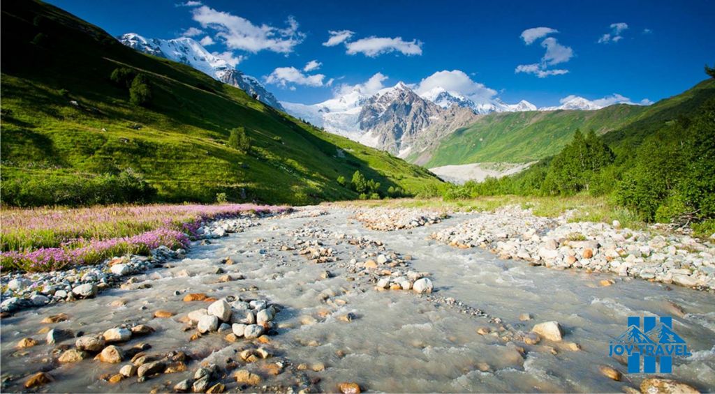 სამდღიანი-ტური სვანეთში , , მაისი