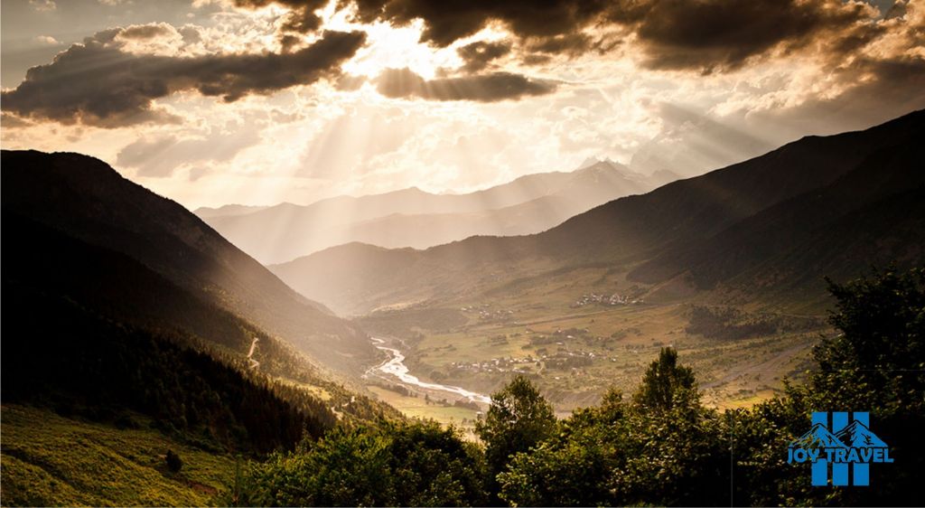 სამდღიანი-ტური სვანეთში , , მაისი
