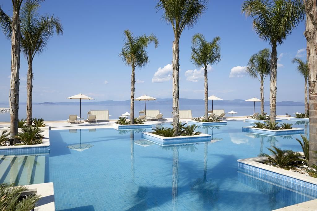 ჰალკიდიკი ევროდან!