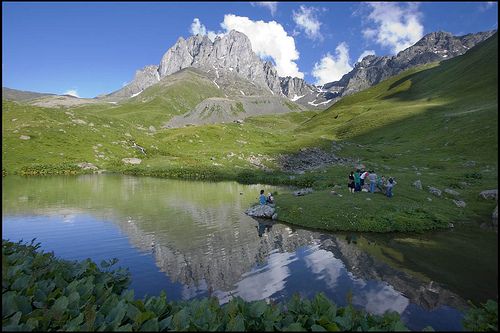 ულამაზესი ჯუთა და ჭაუხი