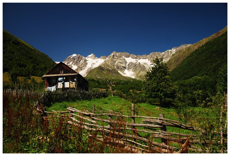 დღიანი ტური ზემო რაჭაში <